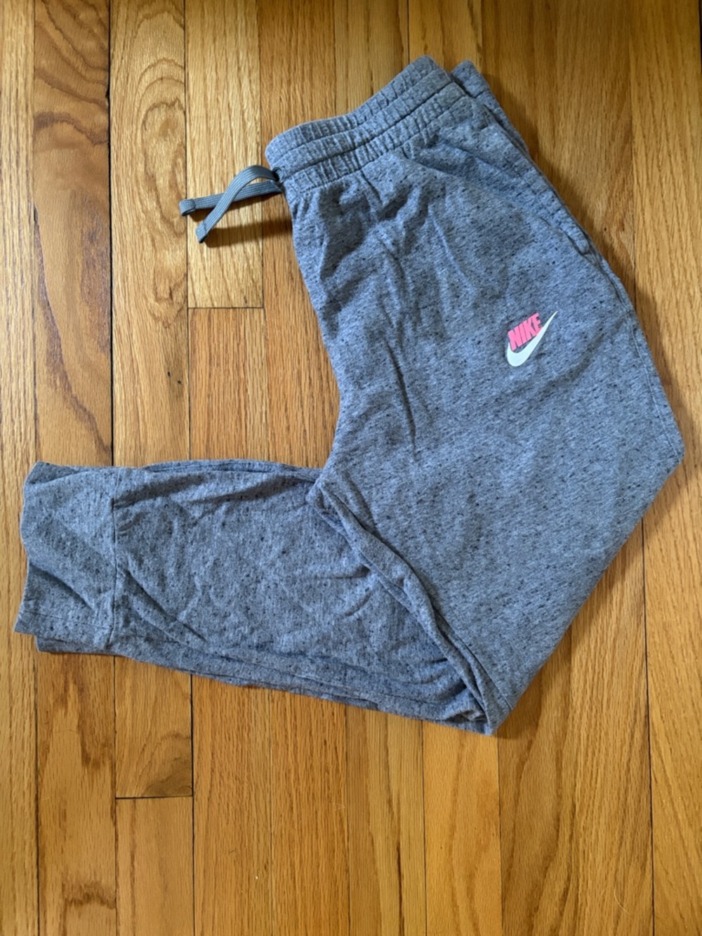 💕 NIKE 💕 Girl’s Heather Gray Joggers Sweatpants Size XL
